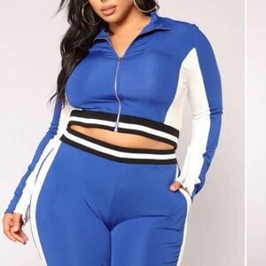 In the Moment Active Set -Royal Sz 2X NWT